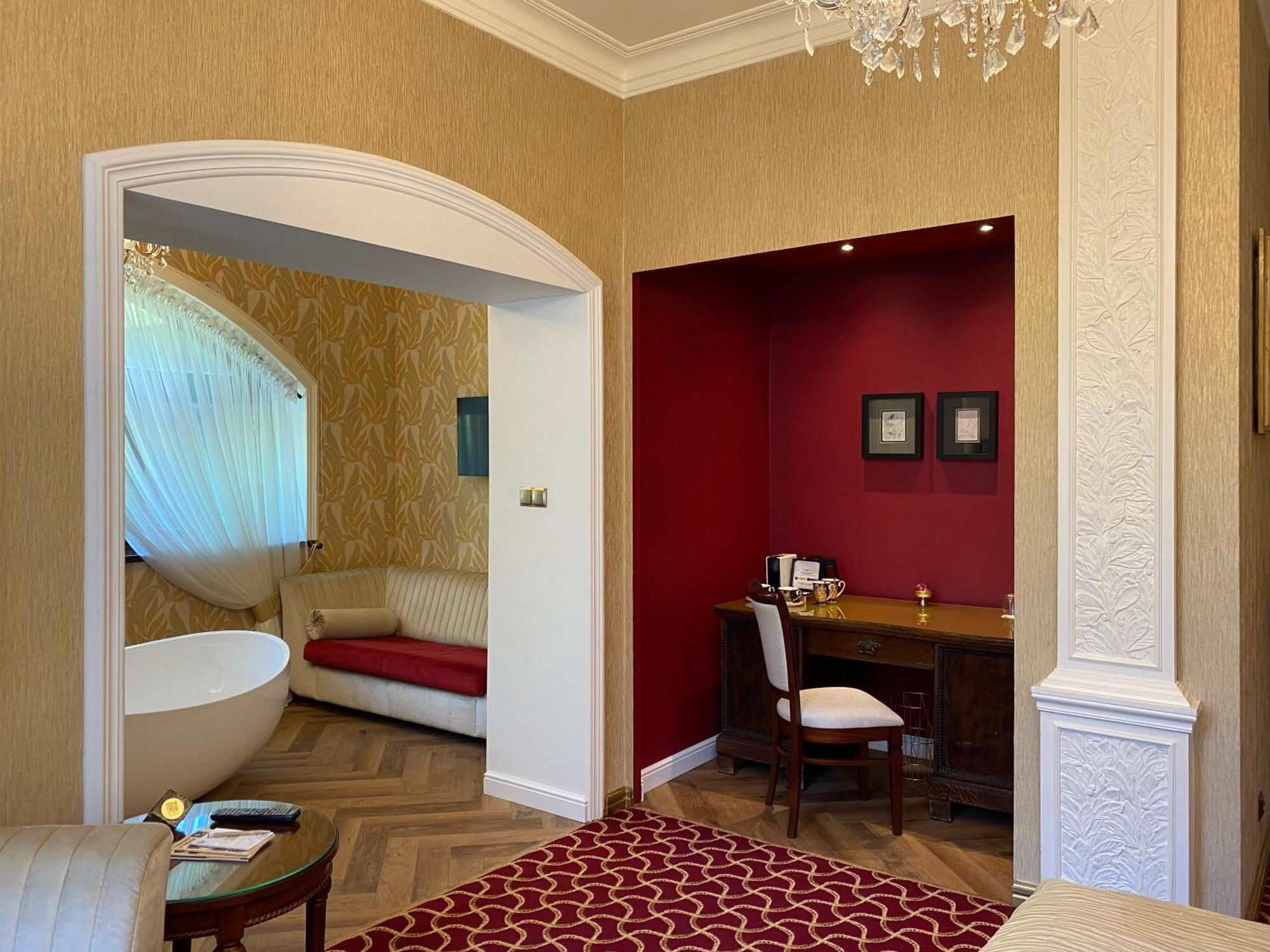 Bohema Boutique & Hotell